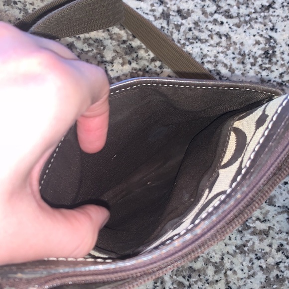 Coach Brown canvas crossover bag - Picture 3 of 6